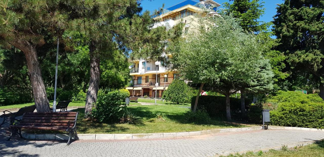 Апартамент Парк Несебър Bagian luar foto